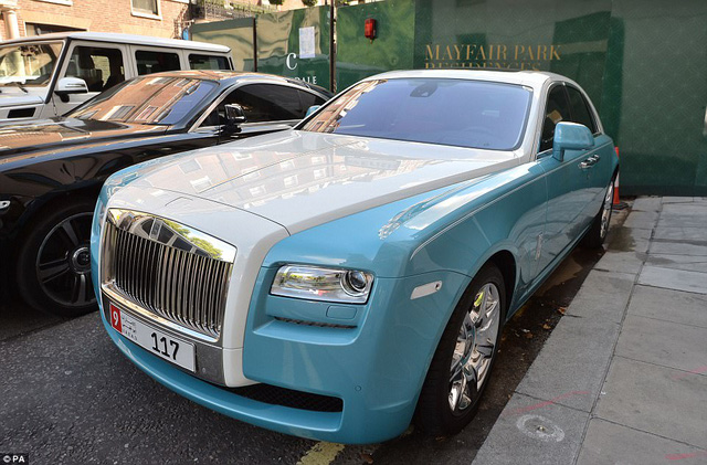 Dàn siêu xe của dân chơi Trung Đông “đại náo” London