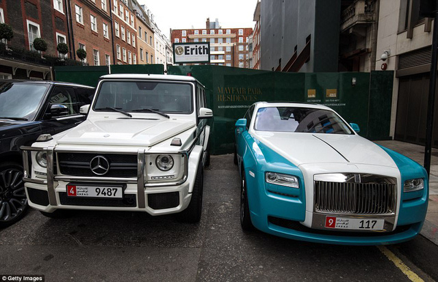 Dàn siêu xe của dân chơi Trung Đông “đại náo” London