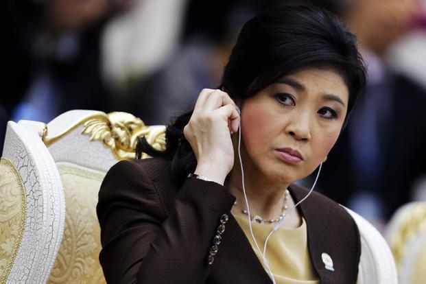 Bà Yingluck vắng mặt tại phiên luận tội, tòa án phát lệnh bắt giữ